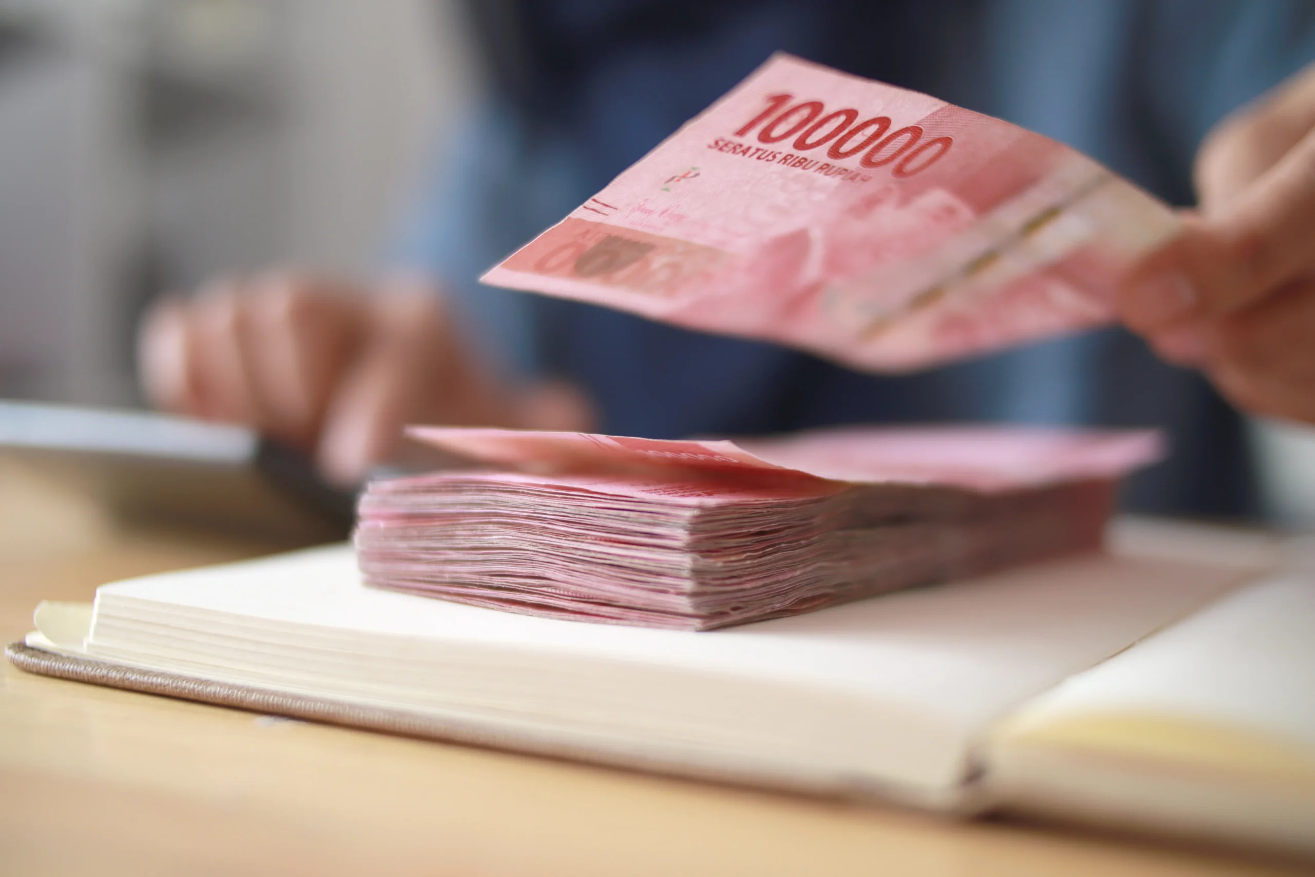 Cara Menghadapi Kenaikan Upah Minimum